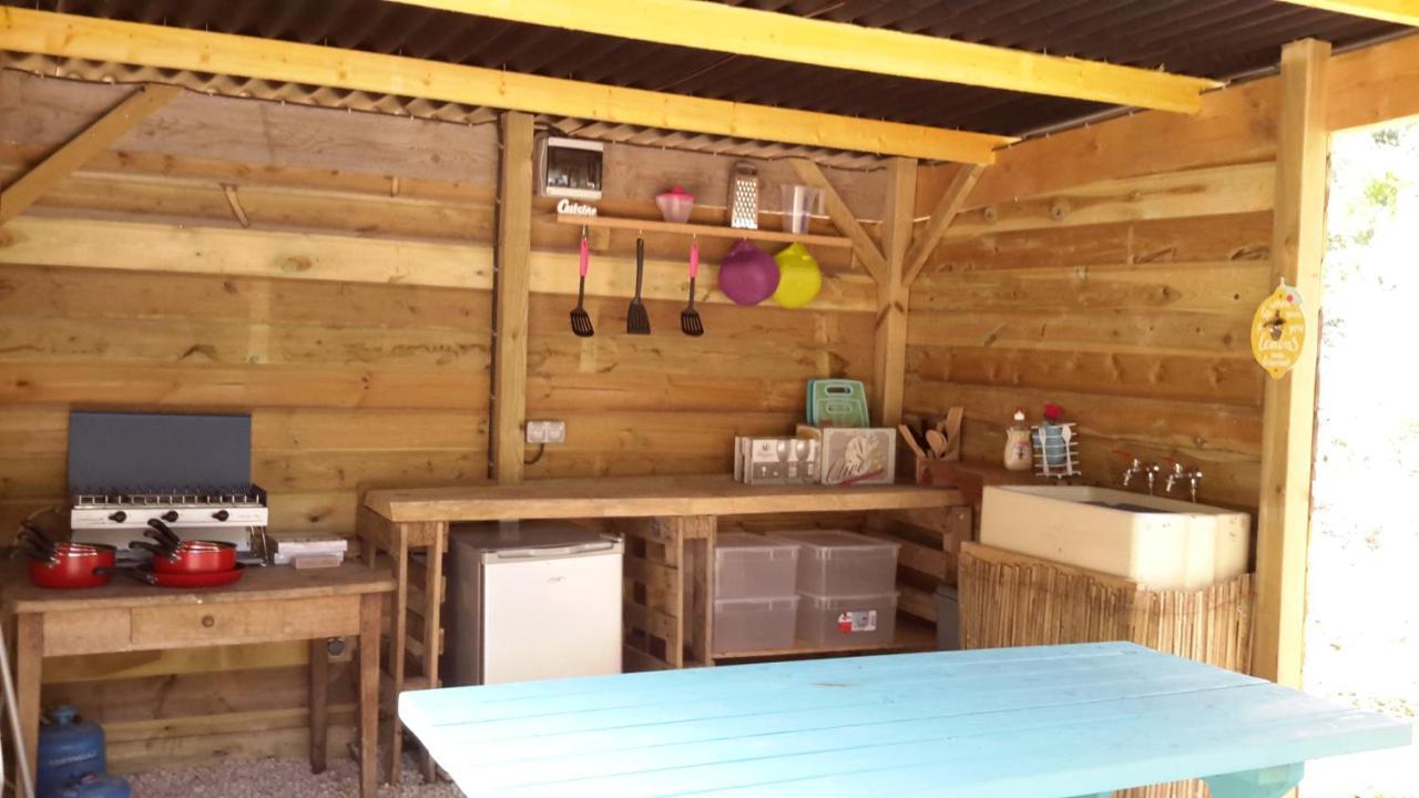 Camping Bois De St Hilaire Chalandray Экстерьер фото